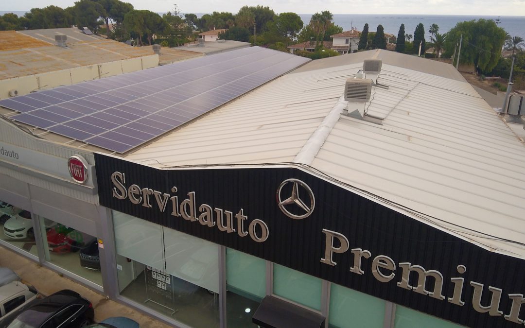 Instalación fotovoltaica Servidauto