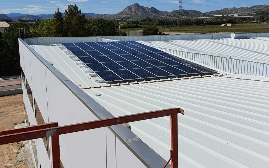 Instalación fotovoltaica en José Vidal SLU