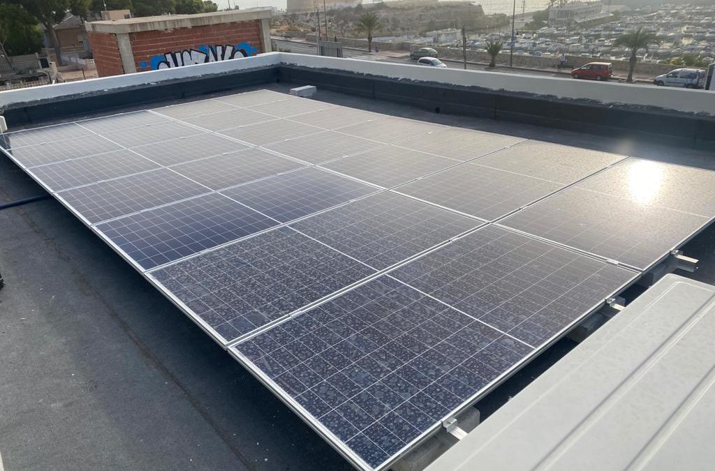 Instalación fotovoltaica en El Campello