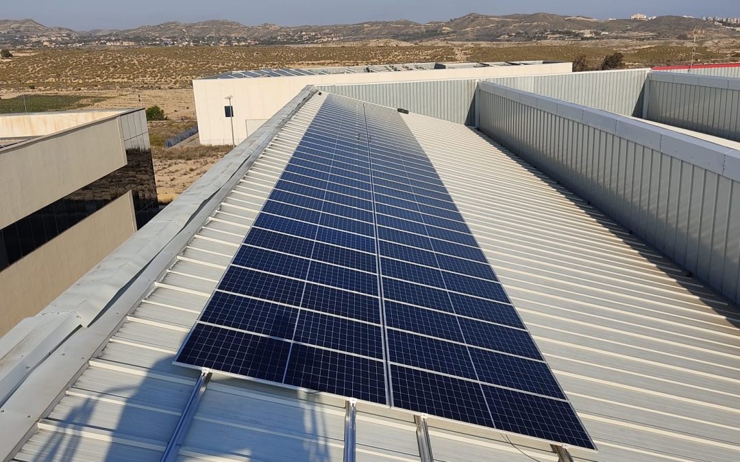 Instalación y punto de recarga en Tescoma