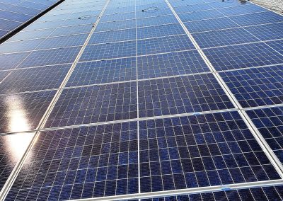 Instalación fotovolotaica en Entra Cosmetics