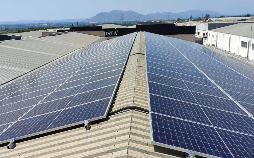 Instalación fotovoltaica en Plantillas Ortopédicas