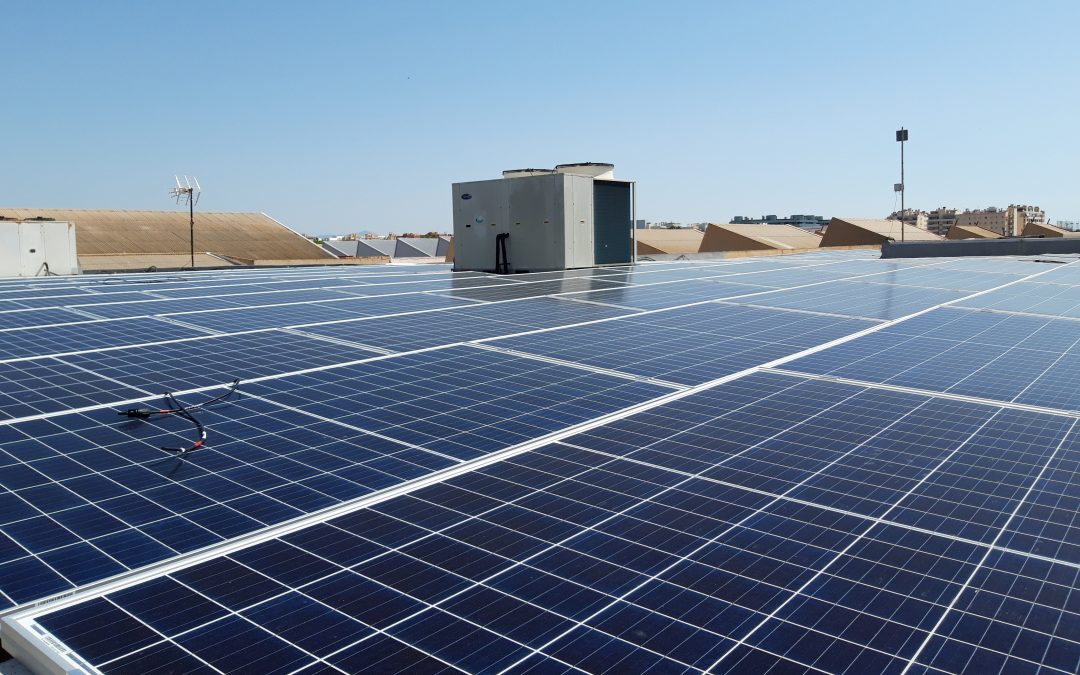 Instalación fotovoltaica realizada por Cubierta Solar en Serrauto