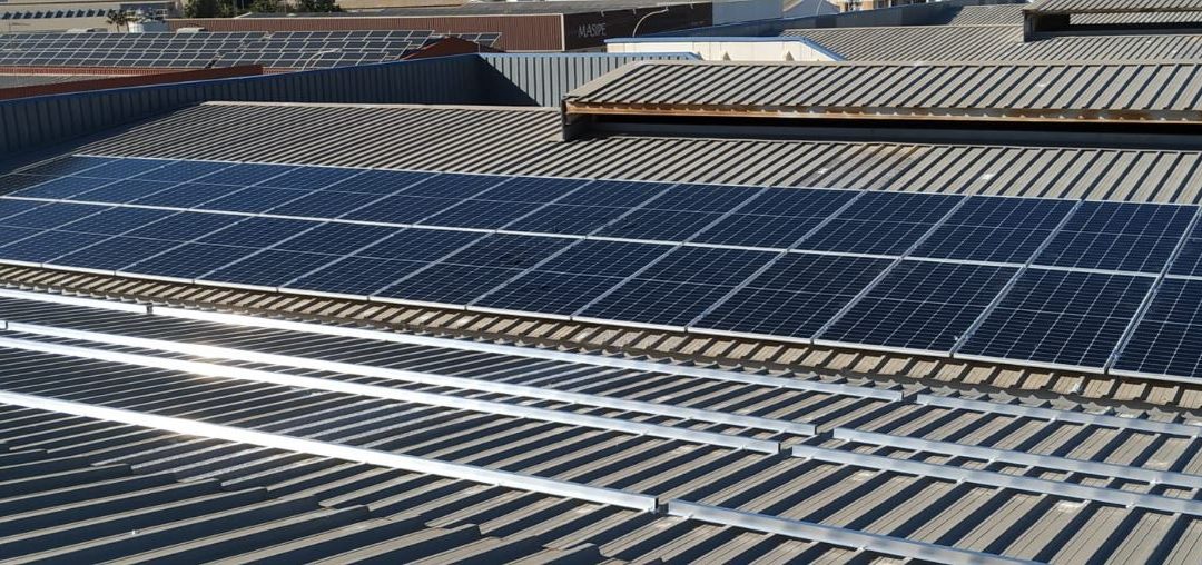 Instalación fotovoltaica en Evathink