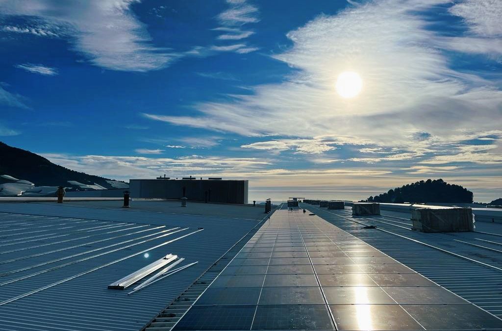 Instalación fotovoltaica en Cerámica Mayor